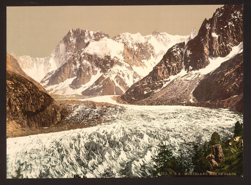 Carte postale ancienne The Mer de Glace, Aiguille du Geant and Les Grandes Jorasses, Chamonix Valley, France-LCCN2001697621