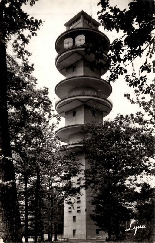 Carte postale ancienne La Tour à Meudon