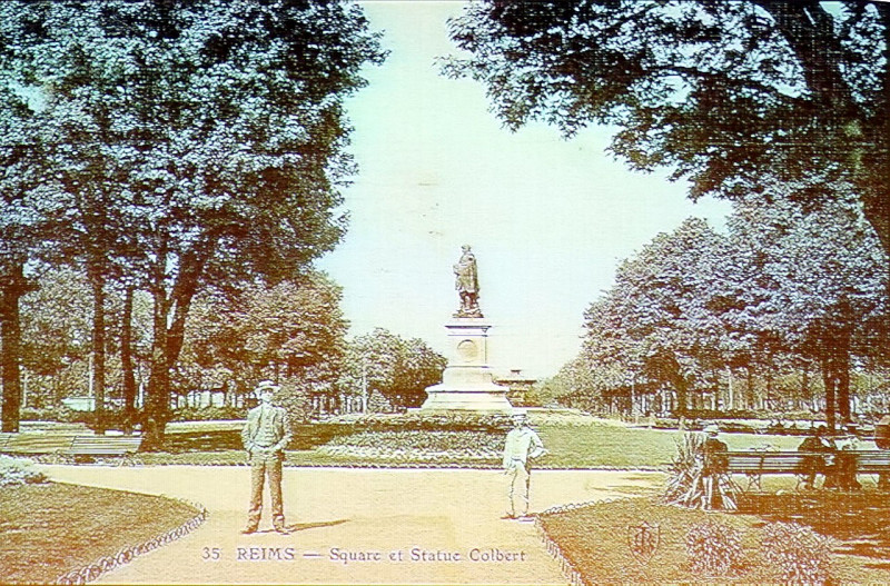 Carte postale ancienne Square C0lbert 55507