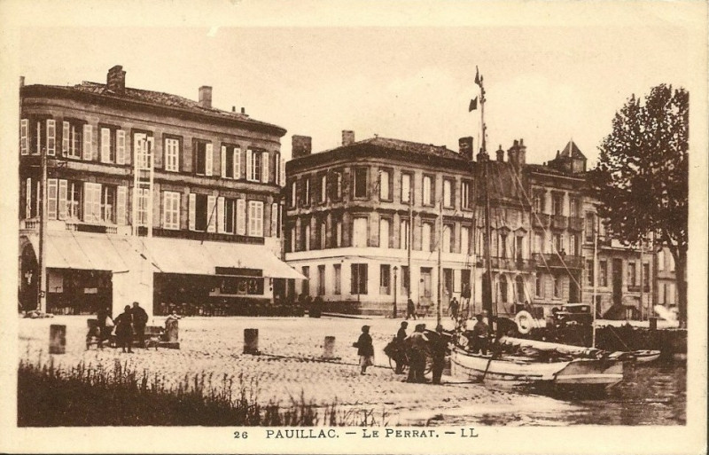 Carte postale ancienne Pauillac - Perrat