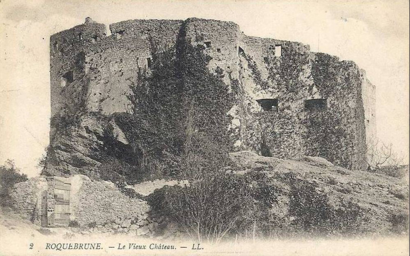 Carte postale ancienne Roquebrune - château 1