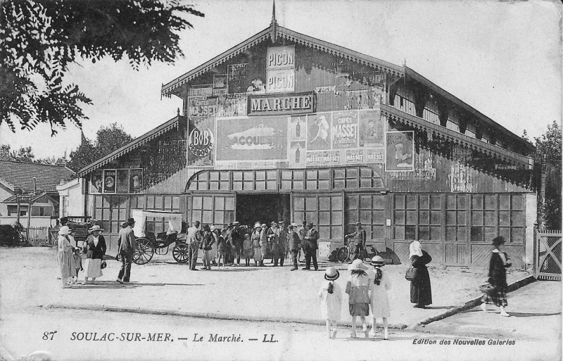 Carte postale ancienne Soulac-sur-Mer-Le Marché-Ll 87