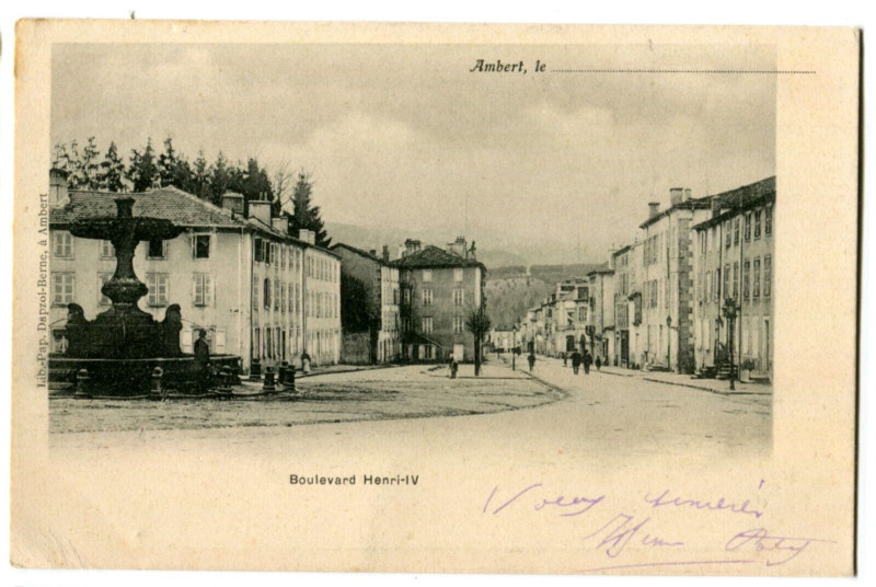 Carte postale ancienne Puy-de-Dôme Ambert Boulevard Henri-Iv à Ambert