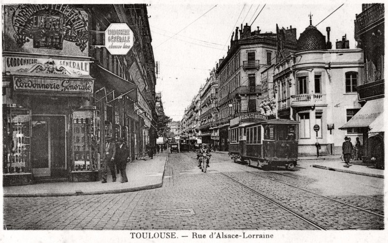 Carte postale ancienne Inconnu - Toulouse - Rue d'Alsace-Lorraine à Toulouse
