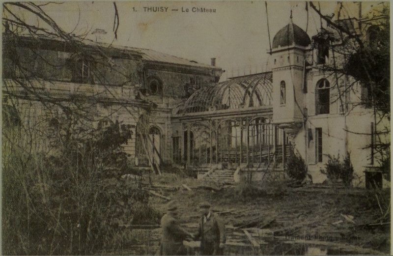 Carte postale ancienne Chateau de Thuisy sa volière 09643