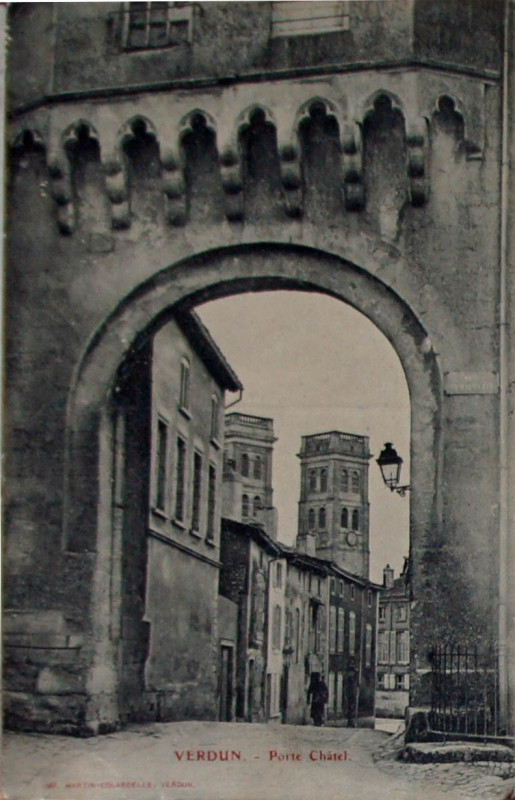Carte postale ancienne Verdun porte châtel à Verdun