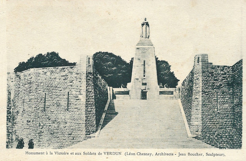 Carte postale ancienne Verdun14.18-mémorial-01 à Verdun