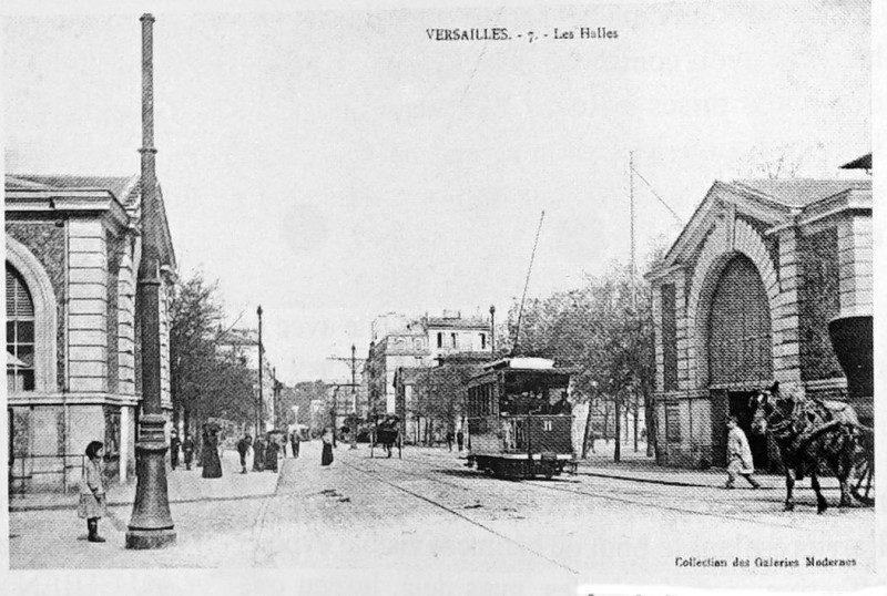 Carte postale ancienne Versailles les halles 75268 à Versailles
