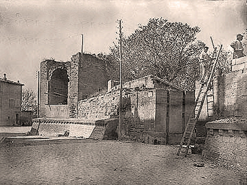 Carte postale ancienne Porte Saint Dominique