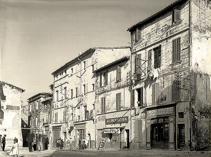 Carte postale ancienne Avignon quartier la Balance Rue de la Balance 1940