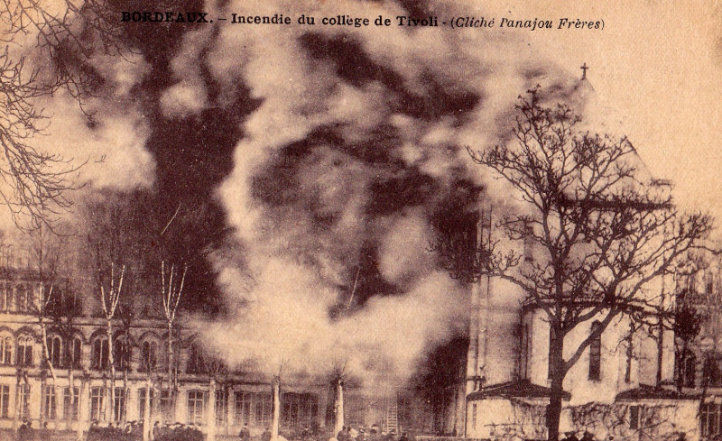 Carte postale ancienne Bordeaux - collède de Tivoli 1 à Bordeaux