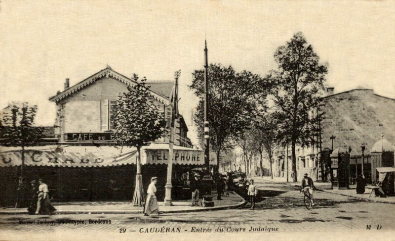 Carte postale ancienne Caudéran - Entrée du Cours Judaïque 2 à Bordeaux