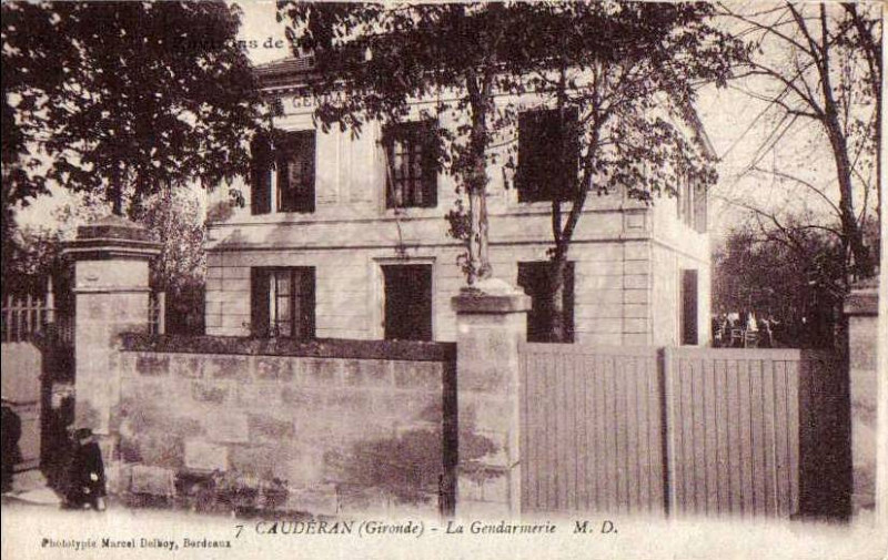 Carte postale ancienne Caudéran - Gendarmerie à Bordeaux