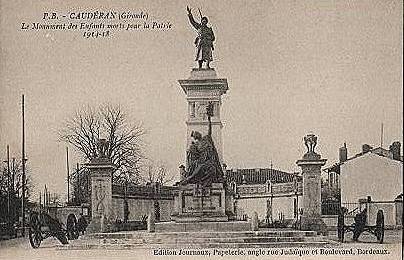 Carte postale ancienne Caudéran - Monument aux morts 3 à Bordeaux