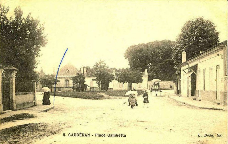 Carte postale ancienne Caudéran - Place Gamebetta 2 à Bordeaux