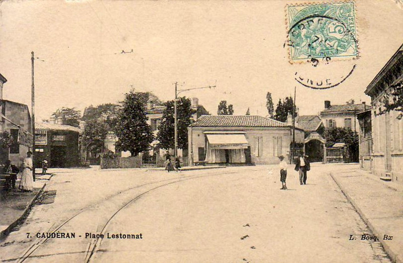 Carte postale ancienne Caudéran - Place Lestonnat 2 à Bordeaux