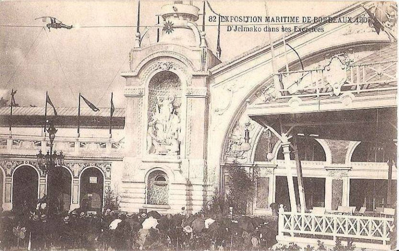 Carte postale ancienne Bordeaux exposition-maritime 1907 Grand palais entrée est l'indien-djelmako-traversant-sur-une-corde-funambule 2 à Bordeaux