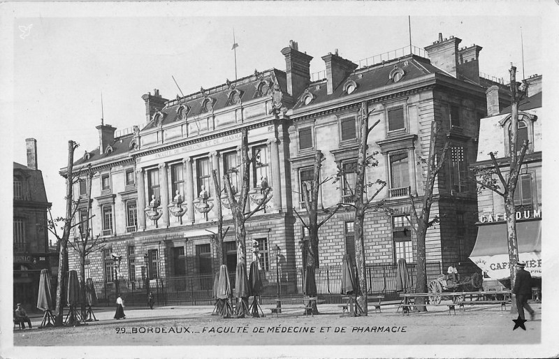 Carte postale ancienne Cp Bx Fac Médecine à Bordeaux