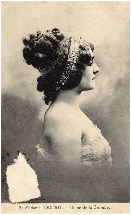 Carte postale ancienne Bordeaux fête-des-vendanges (Mme Roberska) c à Bordeaux