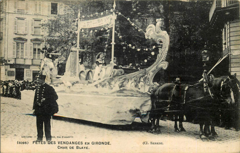 Carte postale ancienne Bordeaux fête-des-vendanges Char de Blaye (Cl. Sereni) à Bordeaux