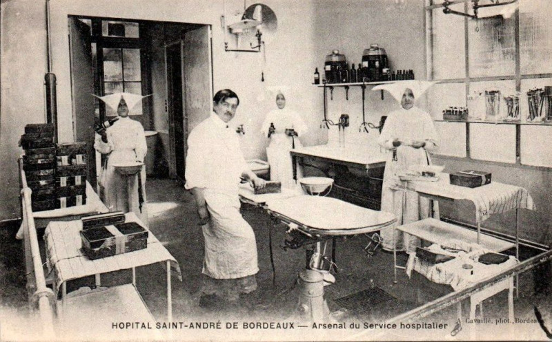 Carte postale ancienne Bordeaux - Hôpital Saint-André 5 à Bordeaux