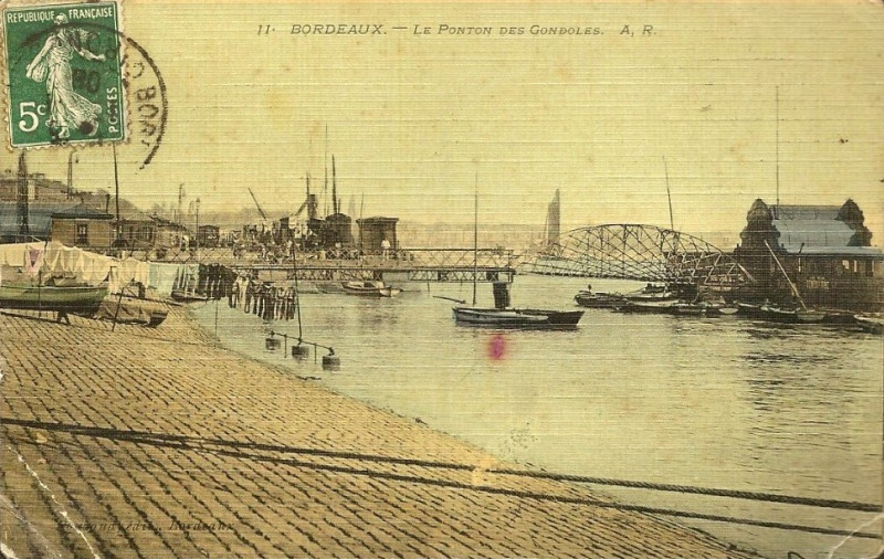 Carte postale ancienne Bordeaux - Les quais 10 à Bordeaux