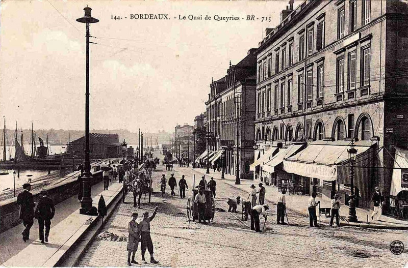 Carte postale ancienne Bordeaux - Quai des Queyries 1 à Bordeaux