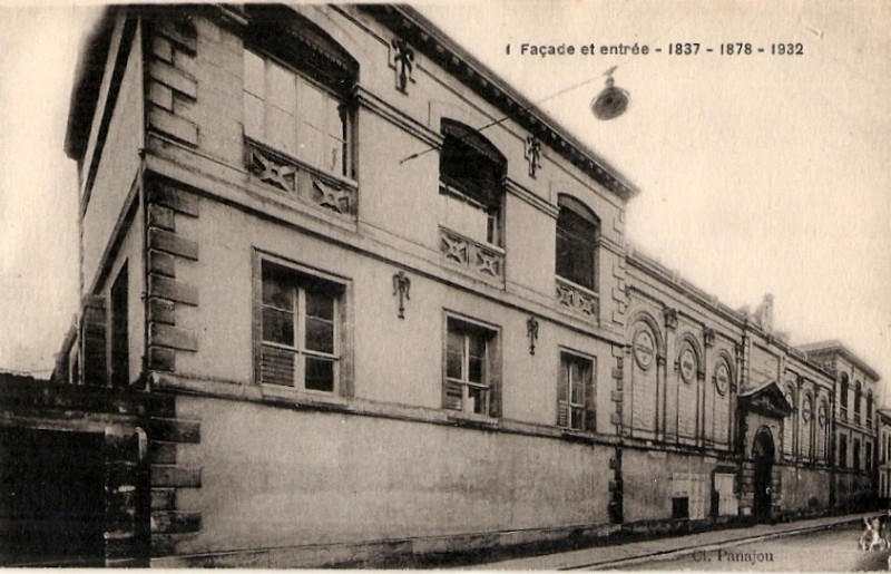Carte postale ancienne Bordeaux - Collège 1 à Bordeaux