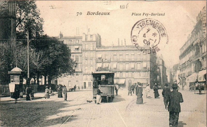 Carte postale ancienne Bordeaux - Place Pey Berland 1 à Bordeaux