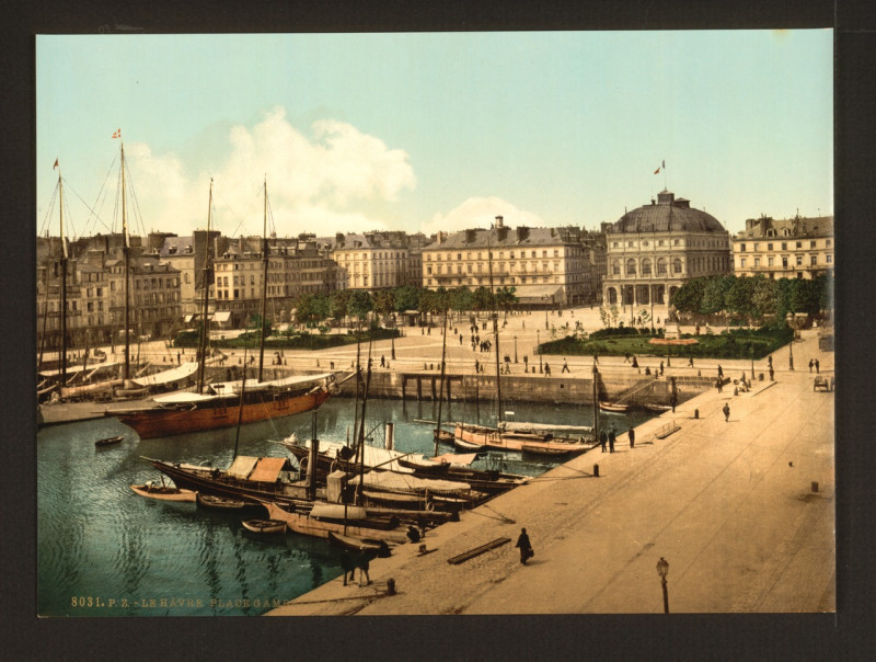 Carte postale ancienne The Place Gambetta and docks, Havre, France-LCCN2001698147 au Havre