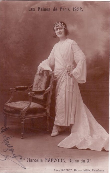 Carte postale ancienne Marcelle Marzouk Reine du Xème 1922 Cliché Santony