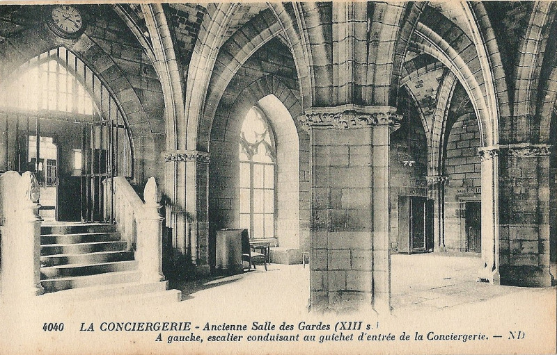 Carte postale ancienne Paris (1e) La Conciergerie. Ancienne Salle des Gardes à Paris 1er