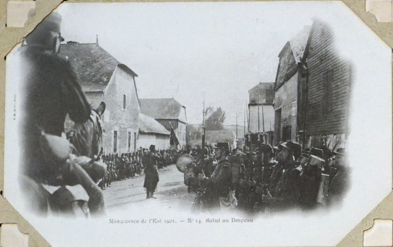 Carte postale ancienne Cartes postales album 4 1008402 (drapeau)