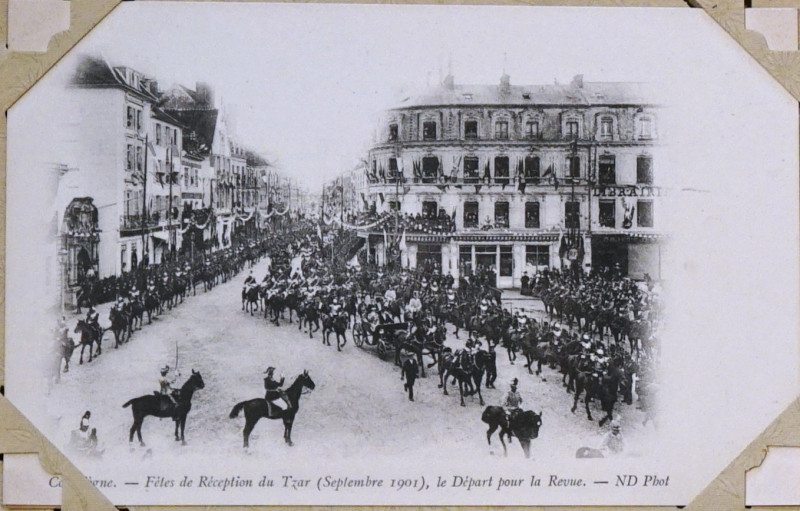 Carte postale ancienne Cartes postales album 4 1008408 (compiègne)