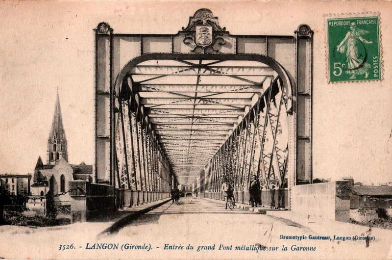 Carte postale ancienne Langon - pont métallique 5