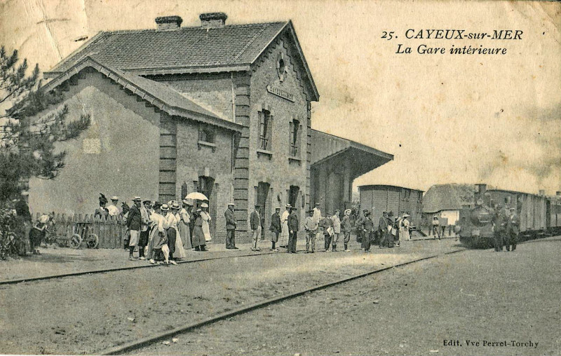Carte postale ancienne Perret-Torchy 25 - Cayeux-sur-Mer - La Gare intérieure