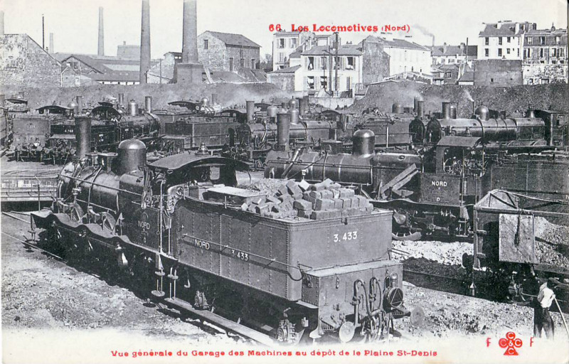 Carte postale ancienne Cccc 66 - Les locomotives (Nord) Vue Gale du garage des machiones au dépot de la Plaine Std