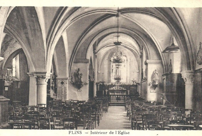 Carte postale ancienne L2576 - Flins-sur-Seine - Eglise