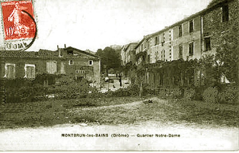 Carte postale ancienne Montbrun-les-Bains Quartier Notre-Dame