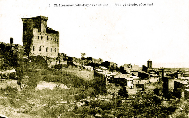 Carte postale ancienne Châteauneuf-du-Pape vue du côté sud