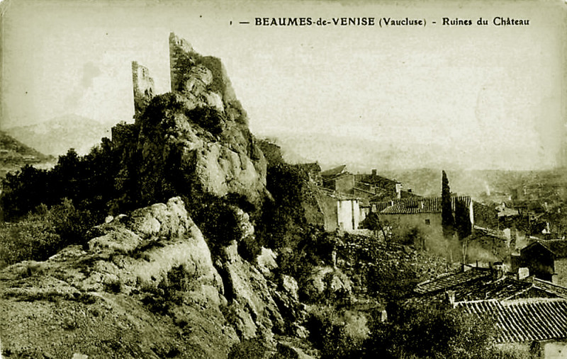 Carte postale ancienne Beaumes ruines du château
