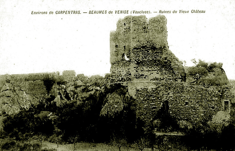 Carte postale ancienne Beaumes ruines du vieux château