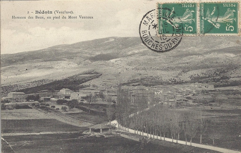 Carte postale ancienne Bédoin hameau des Baux