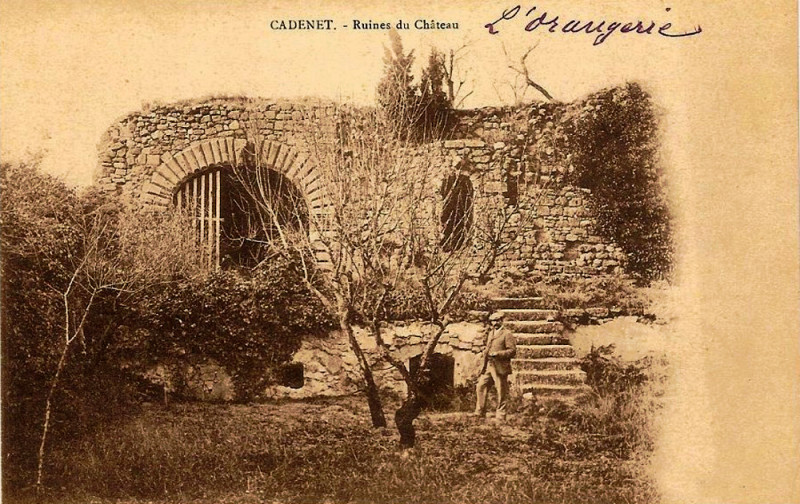 Carte postale ancienne Cadenet entrée du château en ruines