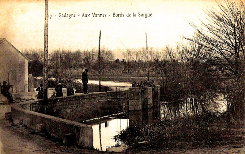 Carte postale ancienne Châteauneuf-de-Gadagne la Sorgue