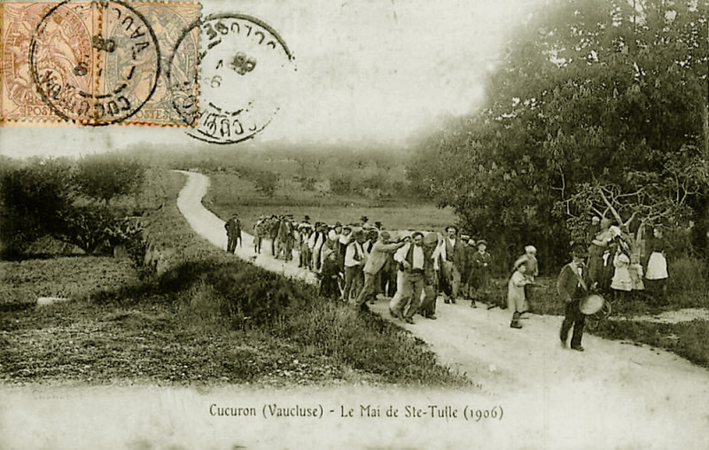 Carte postale ancienne Cucuron le Mai de Sainte-Tulle