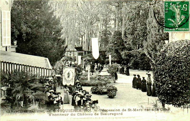 Carte postale ancienne Jonquières procession de Saint-Marc à Beauregard
