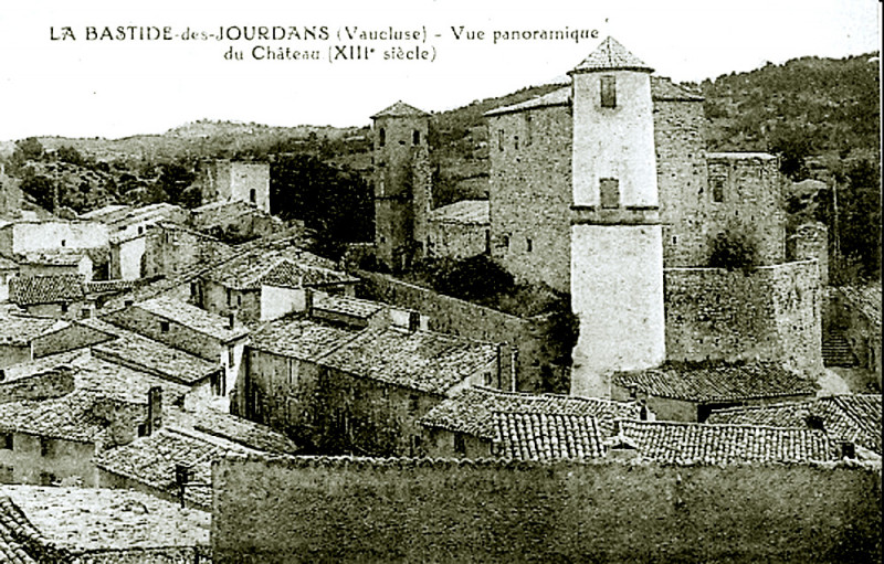 Carte postale ancienne La Bastide-des-Jourdans vue panoramique
