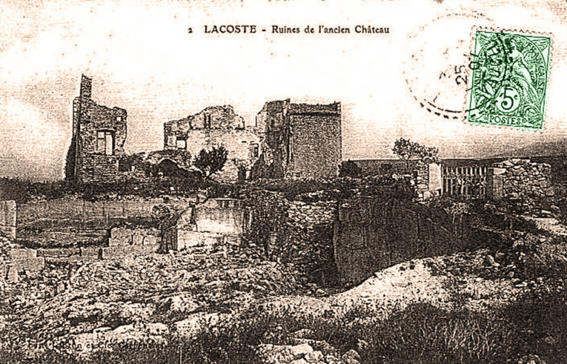 Carte postale ancienne Lacoste ruines du château du marquis de Sade
