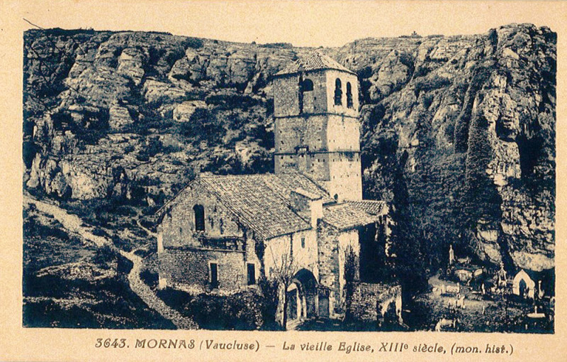 Carte postale ancienne Mornas vieille église